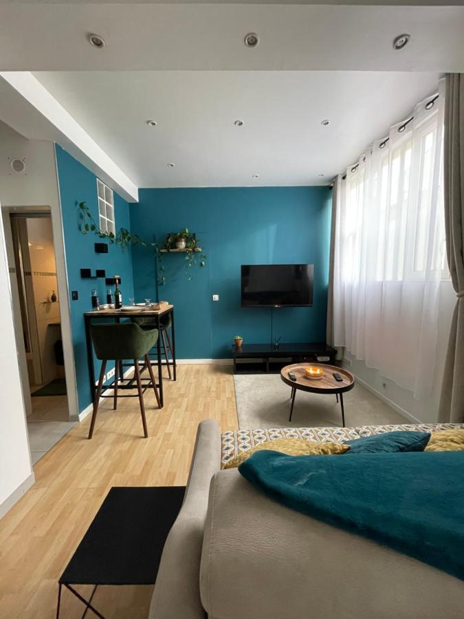 Tres Beau Studio Lumineux Refait A Neuf ! Apartamento Gentilly Exterior foto